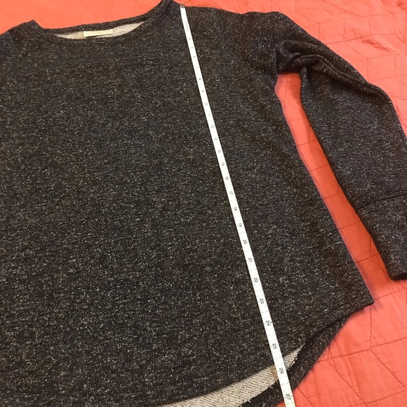 Sale 👀 Bobbie Brooks sweatshirt - Picture 2 of 6